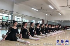 初中毕业读高铁专业，就到南昌广播电视中专学校
